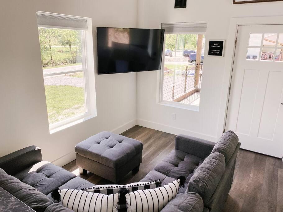Appartement Modern Smoky Mountain Tiny House à Pigeon Forge Extérieur photo