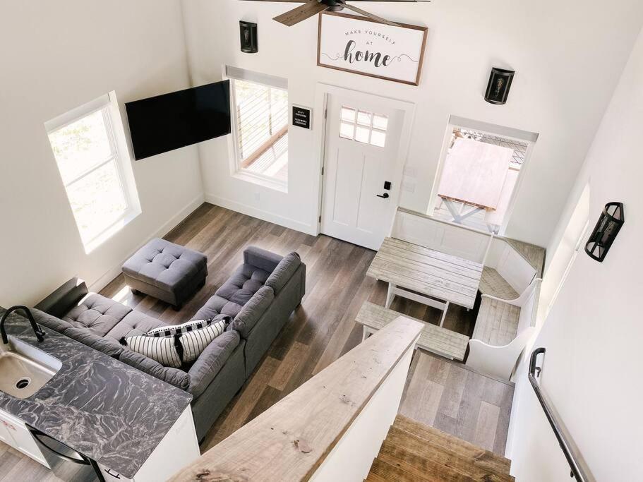 Appartement Modern Smoky Mountain Tiny House à Pigeon Forge Extérieur photo
